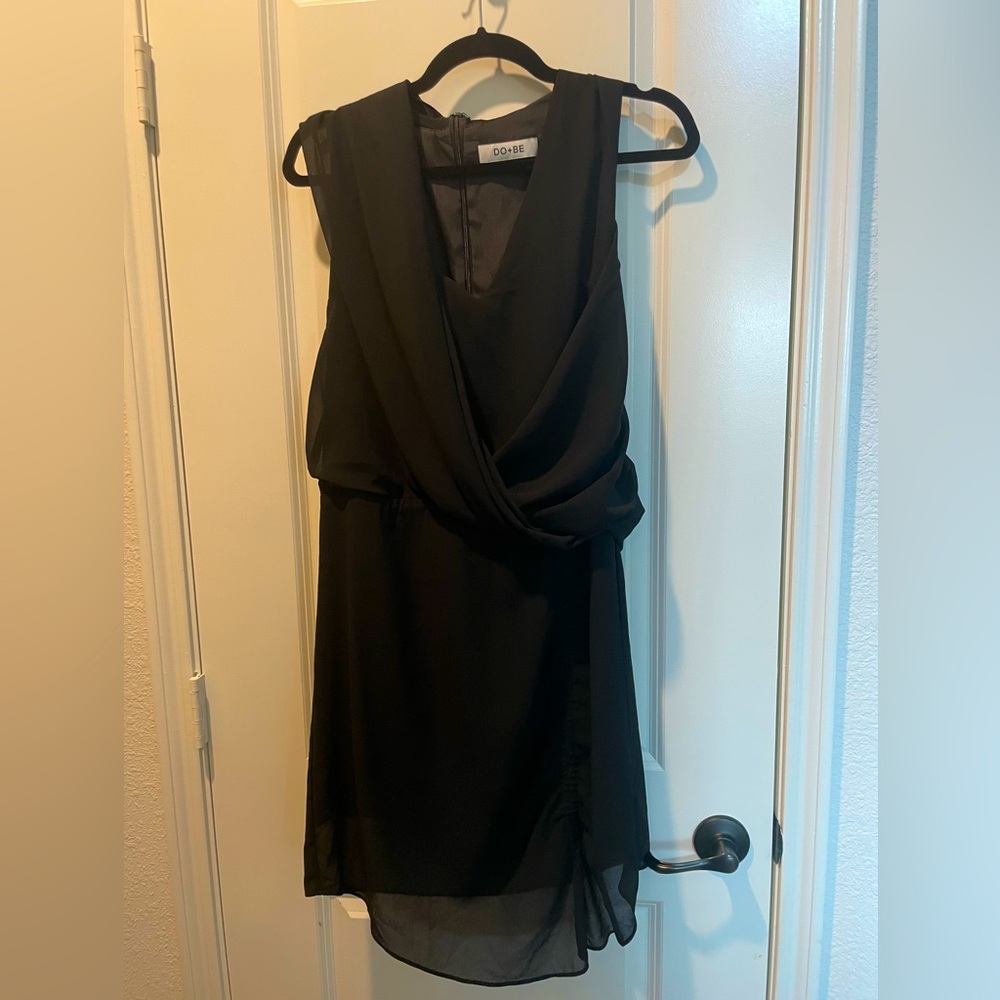 DO+BE Black Sleeveless Dress